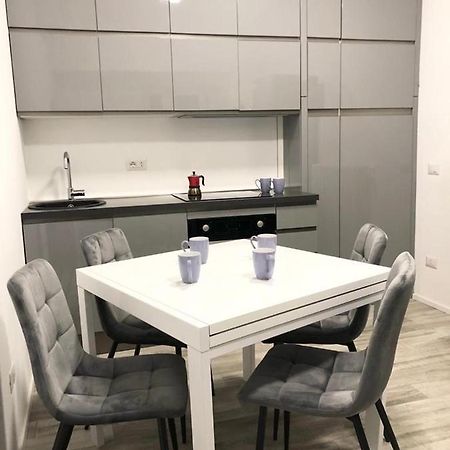 Navigli Nice Milan Apartment מראה חיצוני תמונה