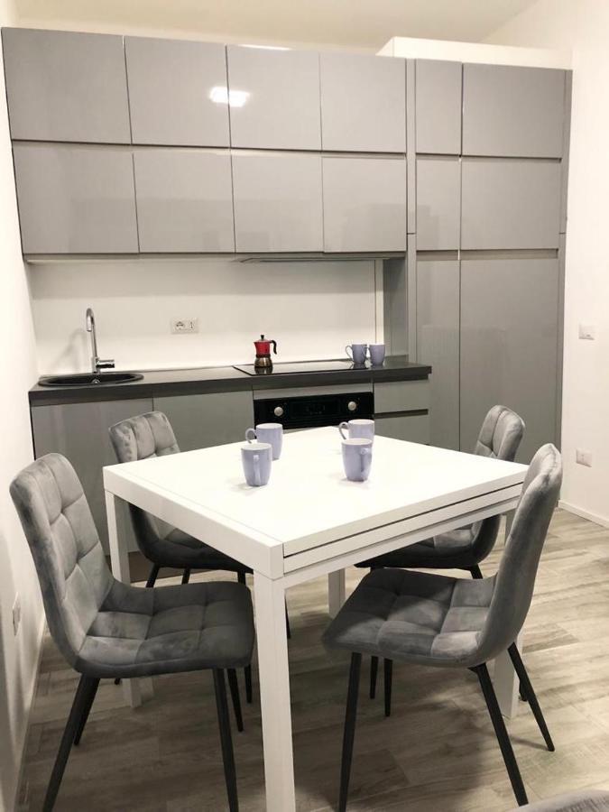 Navigli Nice Milan Apartment מראה חיצוני תמונה